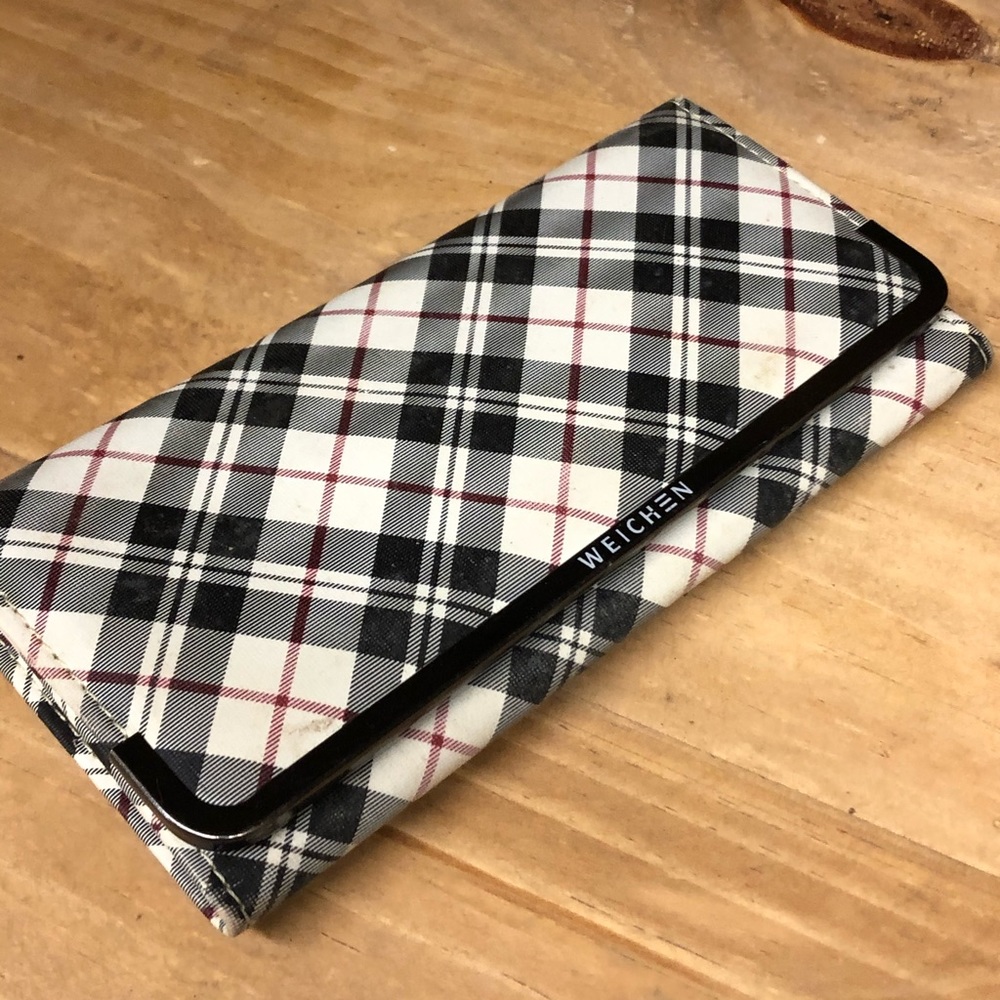 Cute Black & White Scotch Plaid Wallet